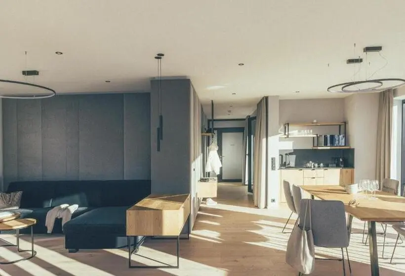 1 Bedroom Penthouse Apartment, Das Gerlos  Boutique