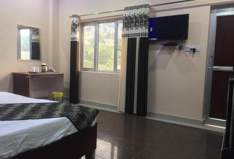 جناح ديلوكس سرير كينج, Shresth