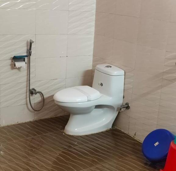 带大床的复式套间, Shresth