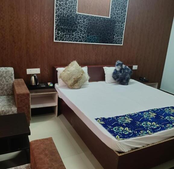 غرفة إقتصادية, Shresth