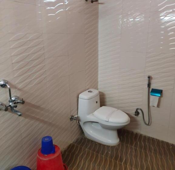 غرفة إقتصادية, Shresth