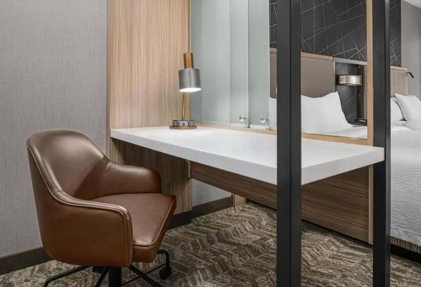 クイーンサイズベッドのスイートルーム, Springhill Suites By Marriott Riverside Redlands
