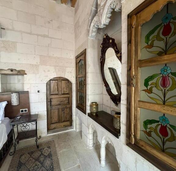 سوییت سوپریور, Tessera