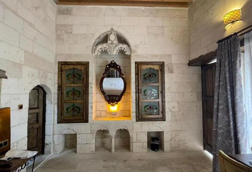 سوییت سوپریور, Tessera