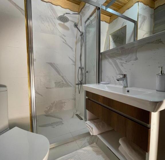 اتاق لوکس, Tessera