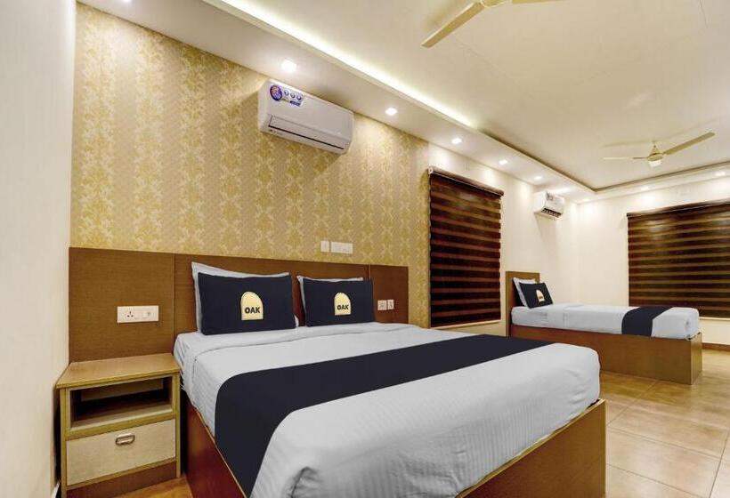 스위트, Treebo Golden Terminal, Kochi Airport
