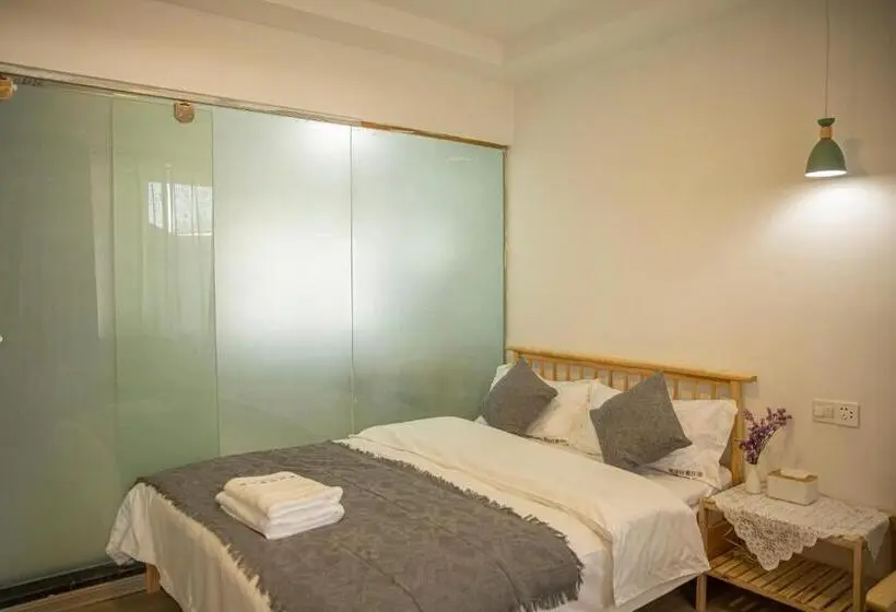 Economy Yhden Hengen Huone, 雪湖轻奢民宿 Snowlake Inn