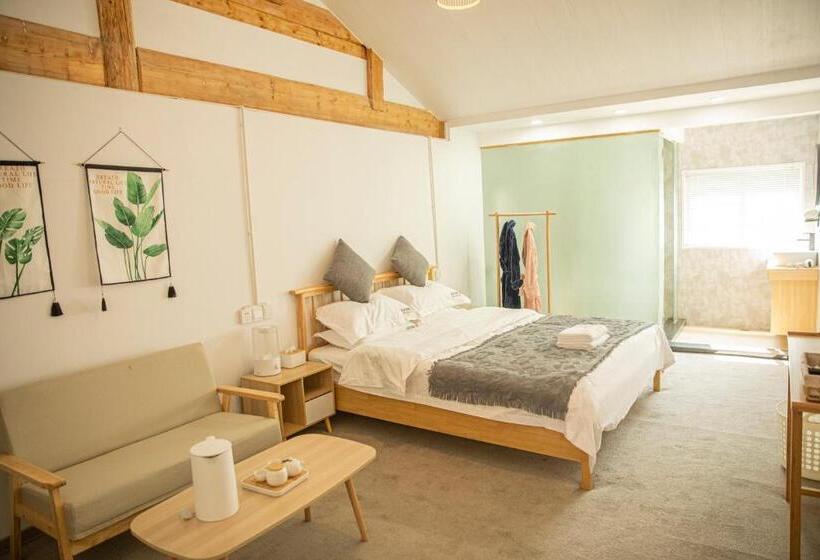 Номер Стандарт Вид на Сад, 雪湖轻奢民宿 Snowlake Inn