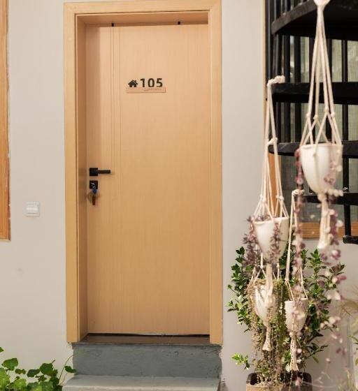 غرفة عائلية مطلّة علي الحديقة, 雪湖轻奢民宿 Snowlake Inn