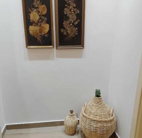 带海景的复工套房, Vogklis House