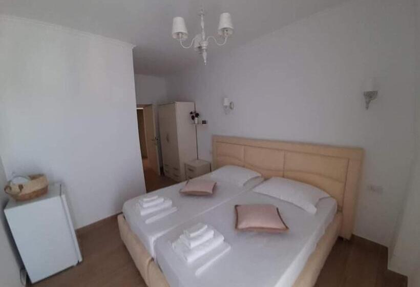 חדר דלוקס, Vogklis House