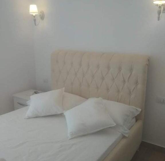 חדר דלוקס, Vogklis House