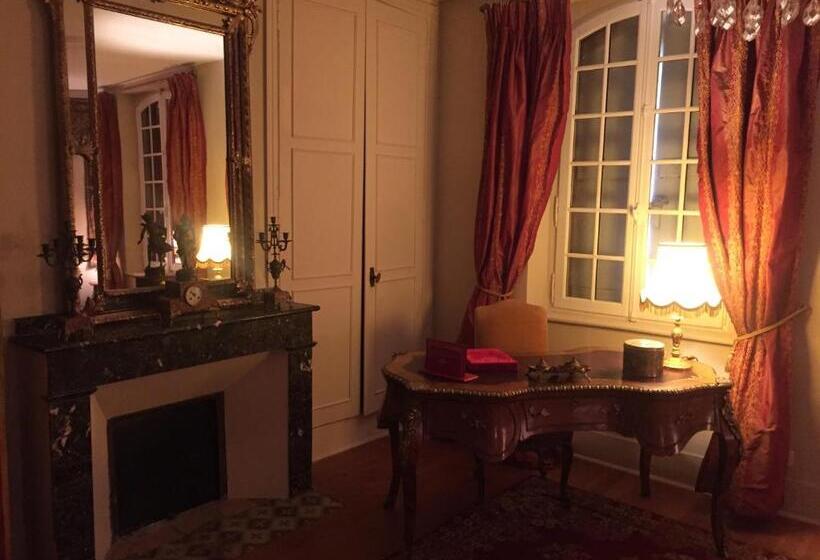 غرفة ديلوكس, Château Ratou