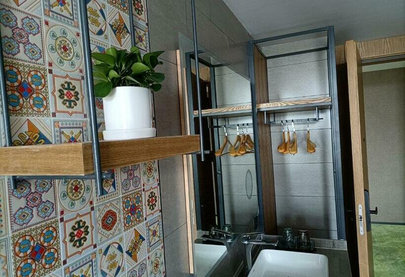 Standart Oda, True Go