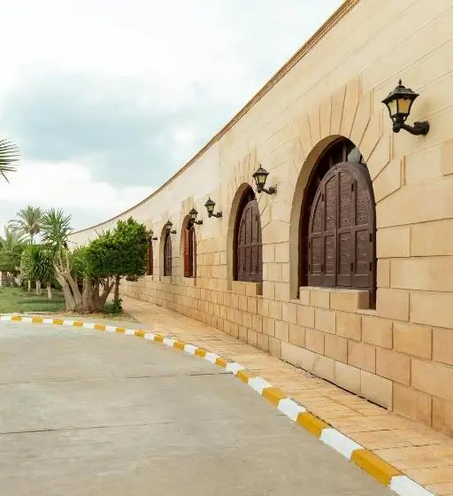 اتاق استاندارد با چشم‌انداز باغ, Golden Lake Marina