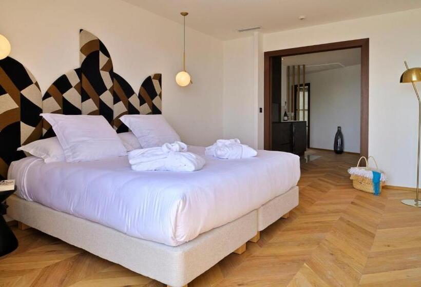 סוויטת ג'וניור עם טרסה, Hôtel & Spa Rocabella