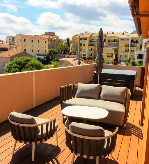 سوئیت با وان آب گرم, Hôtel & Spa Rocabella