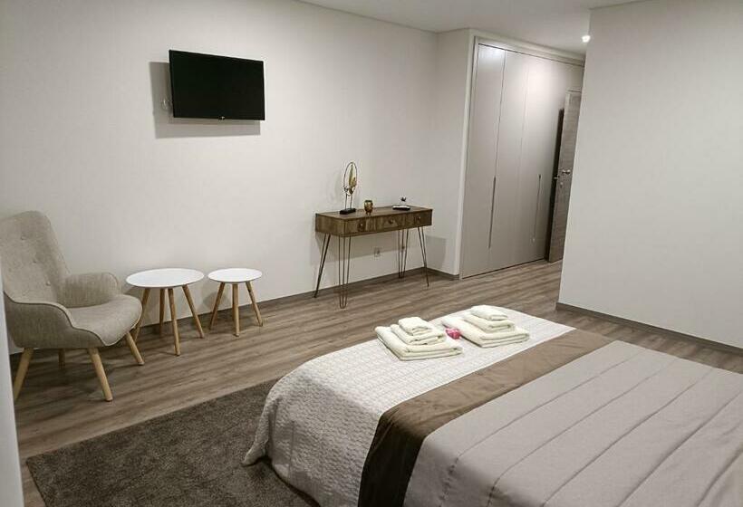 اتاق خانوادگی, Olhares Do Lobo Restaurante Lobo