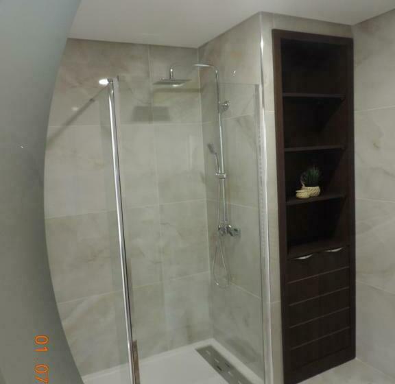 اتاق خانوادگی, Olhares Do Lobo Restaurante Lobo