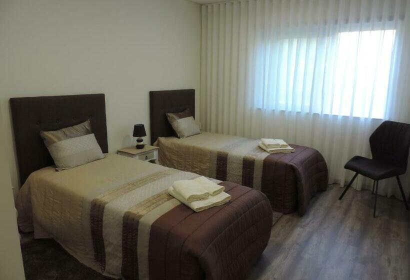 اتاق استاندارد, Olhares Do Lobo Restaurante Lobo