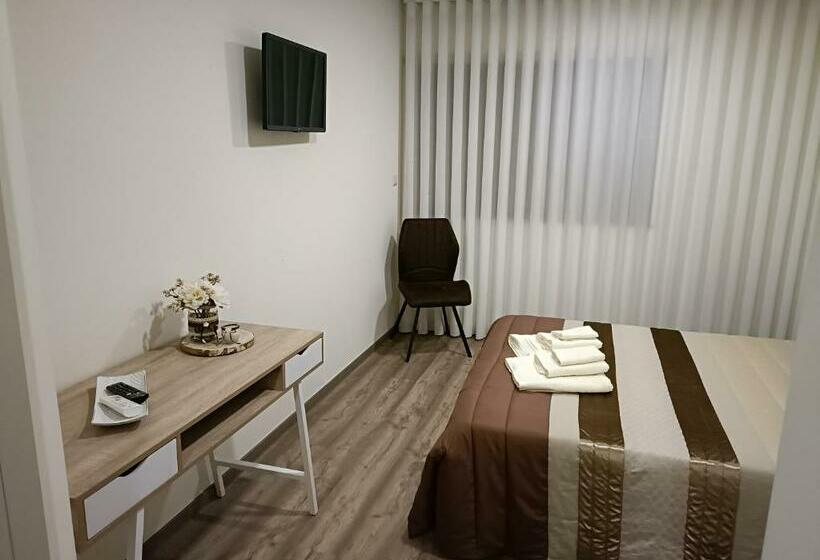 اتاق استاندارد, Olhares Do Lobo Restaurante Lobo