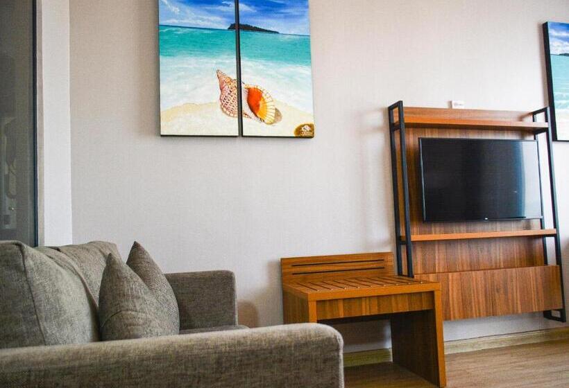 سوییت, Triton Prestige Seaview And Spa