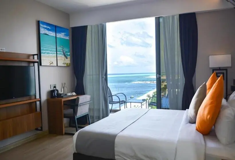 スイート, Triton Prestige Seaview And Spa