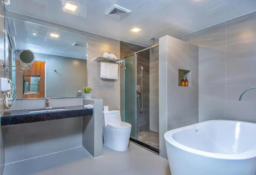 キングサイズベッドのスイートルーム, Triton Prestige Seaview And Spa