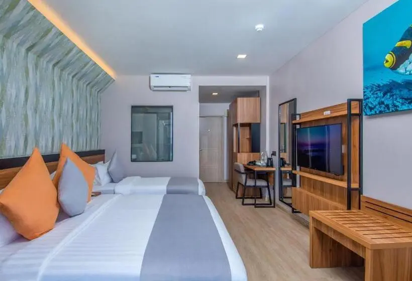 オーシャンビューのデラックストリプルルーム, Triton Prestige Seaview And Spa