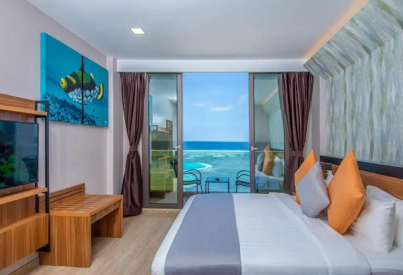 オーシャンビューのデラックストリプルルーム, Triton Prestige Seaview And Spa