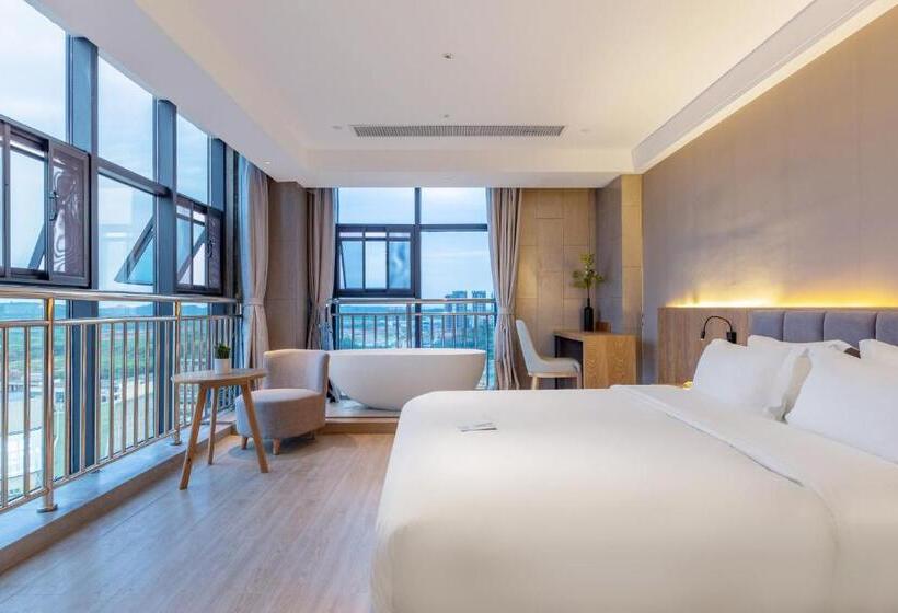 Jakuzili Standart Oda, True Go