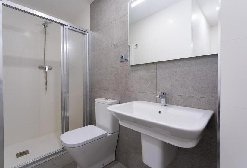 Camera Standard, Pensión Ferradura