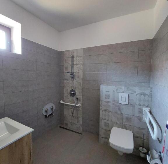 غرفة قياسية فردية, Pálffy59 Vendégház