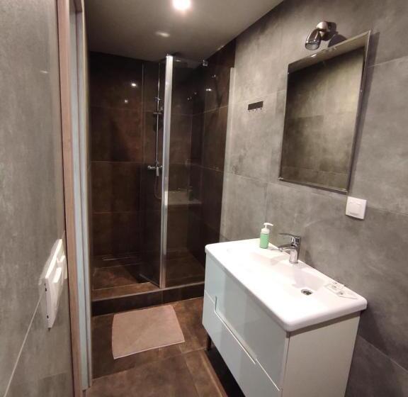 اتاق استاندارد با بالکن, Hostel 26