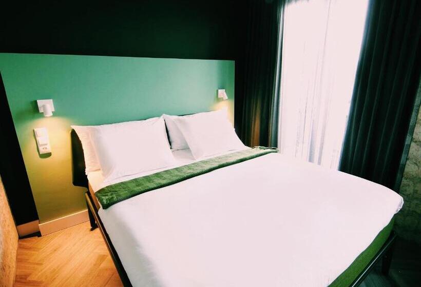 اتاق استاندارد با بالکن, Bed, Bites & Business Hotel Rotterdam
