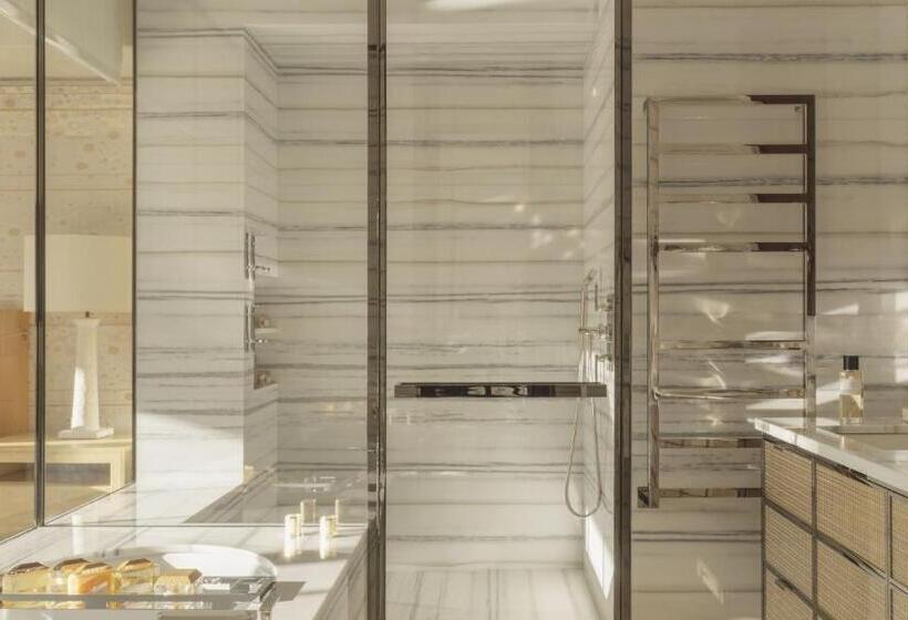 디럭스 룸, Cheval Blanc Paris & Dior Spa Cheval Blanc Paris