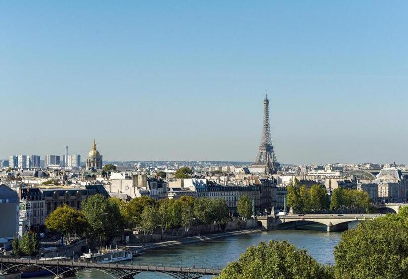 스위트, Cheval Blanc Paris & Dior Spa Cheval Blanc Paris