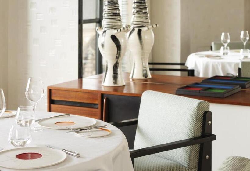 스위트, Cheval Blanc Paris & Dior Spa Cheval Blanc Paris