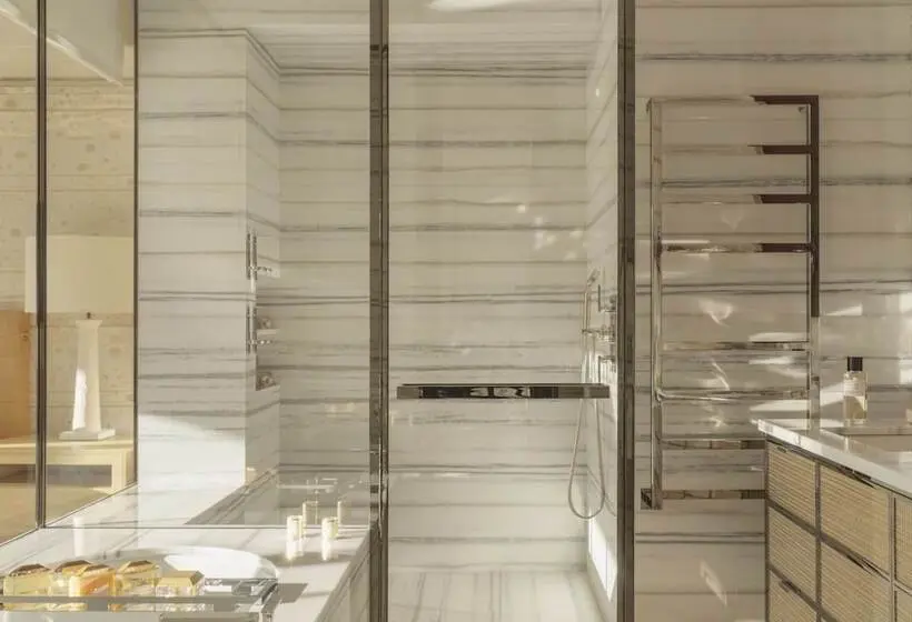 اتاق لوکس, Cheval Blanc Paris & Dior Spa Cheval Blanc Paris