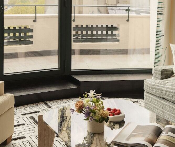 스위트, Cheval Blanc Paris & Dior Spa Cheval Blanc Paris