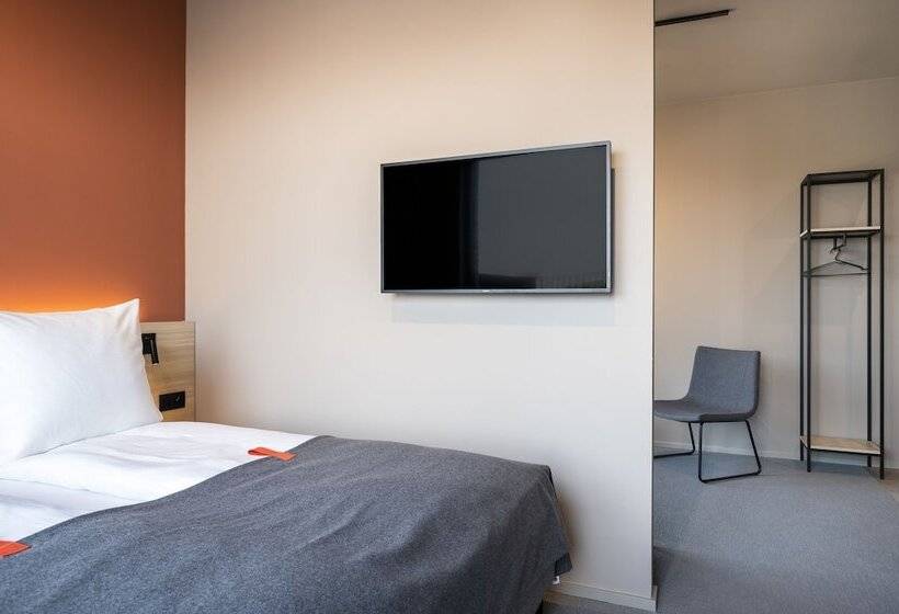 جناح جونيور, Citybox Antwerp