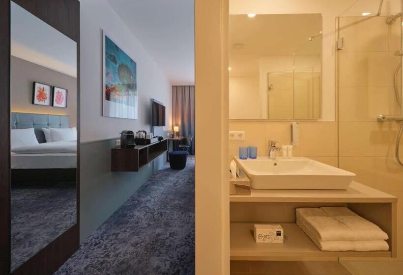 Номер Стандарт Двуспальная Кровать, Dorint Parkhotel Frankfurt / Bad Vilbel