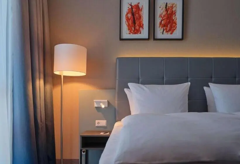 ダブルベッドスタンダードルーム, Dorint Parkhotel Frankfurt / Bad Vilbel