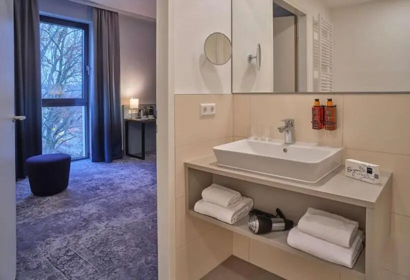 ダブルベッドスタンダードルーム, Dorint Parkhotel Frankfurt / Bad Vilbel