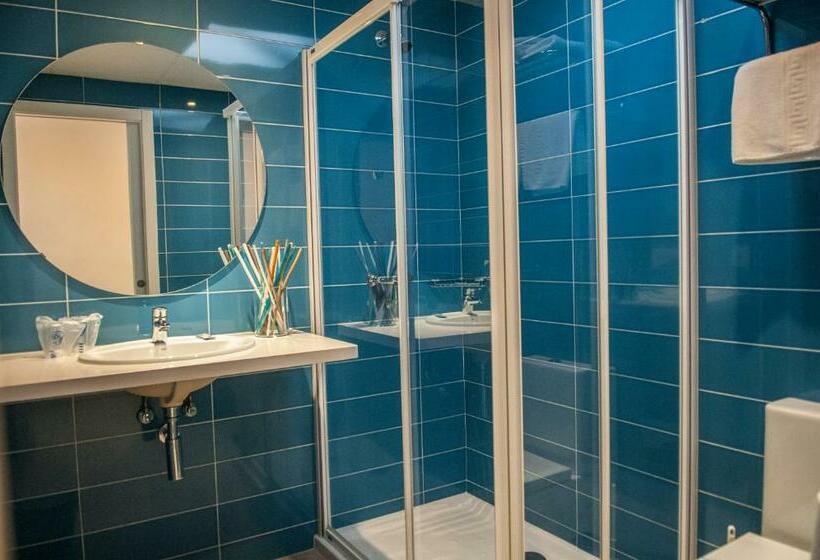 スタンダードルーム, Hostal Xuroy