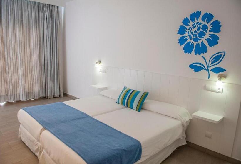 スタンダードルーム, Hostal Xuroy