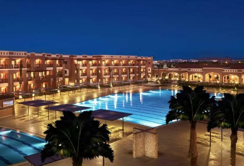 اتاق خانوادگی, Jaz Tamerina, Almaza Bay