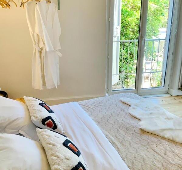 Номер Стандарт Вид на Сад, Le 9 En Cuisine