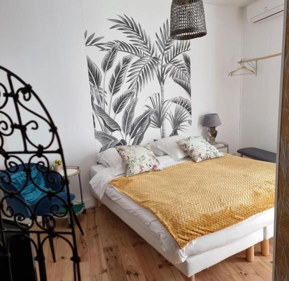 Номер Стандарт Вид на Сад, Le 9 En Cuisine