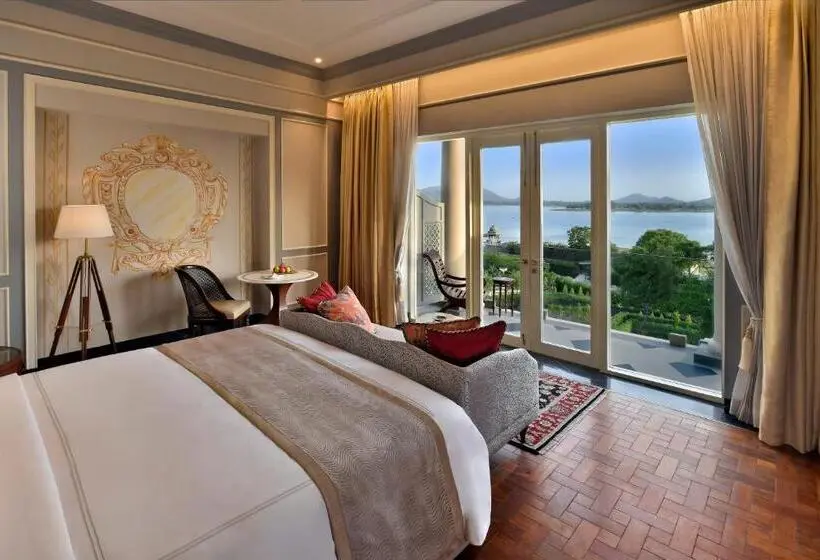 Standardzimmer Kingsize Bett, Raffles Udaipur
